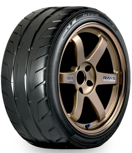 [GARAGE SALE] - Nitto NT05 295/40R18