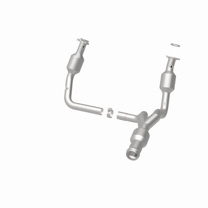 MagnaFlow 15-16 Cadillac Escalade 6.2L Direct Fit Converter
