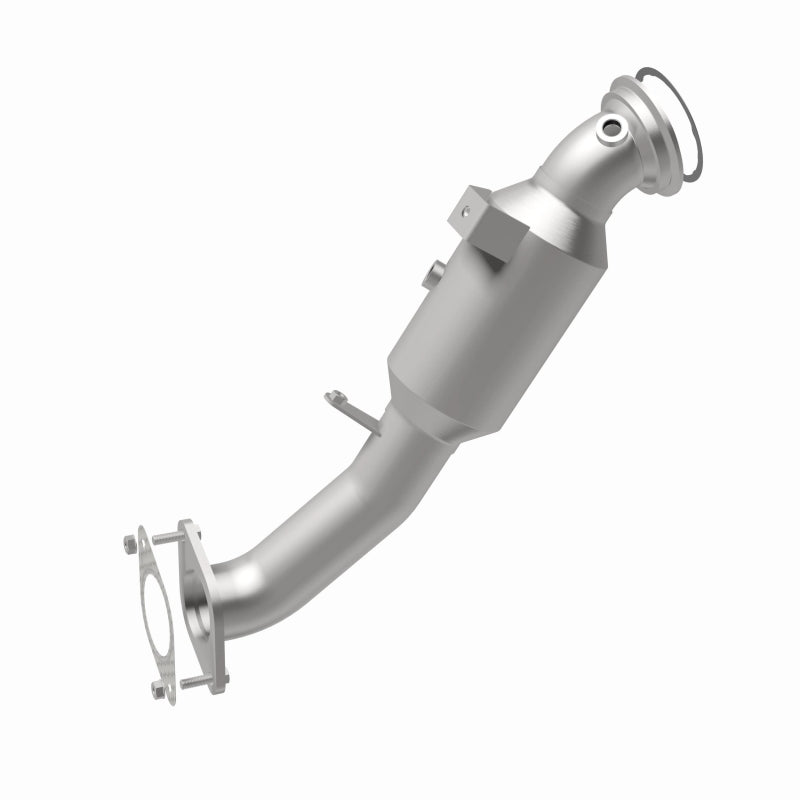 MagnaFlow 19-20 Chevrolet Silverado 1500 2.7L OEM Grade EPA Compliant Direct-Fit Catalytic Converter