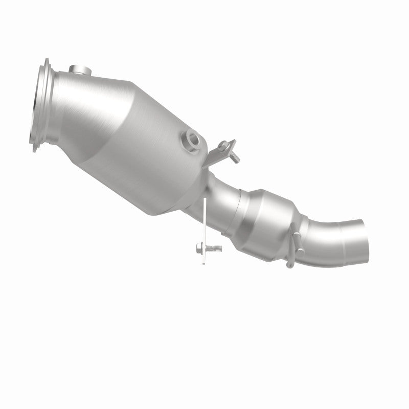MagnaFlow Direct Fit Catalytic Converter 12-14 BMW 528i 2 L Closed Couple