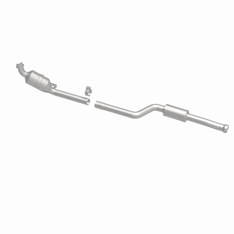 MagnaFlow 08-10 Mercedes-Benz C300 3.0L Direct Fit Converter