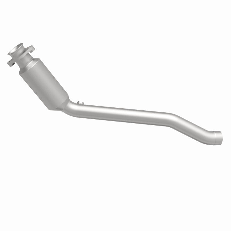 MagnaFlow Direct Fit Catalytic Converter 2010-2013 Landrover LR4 V8 5 OEM Underbody