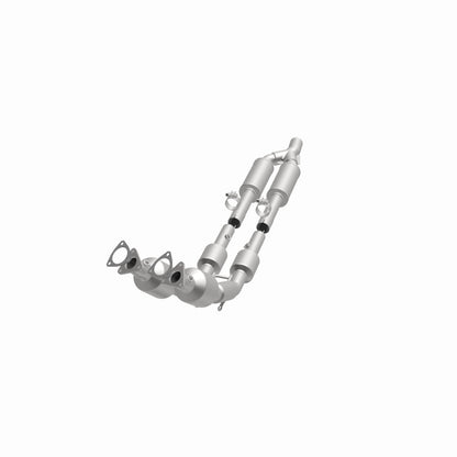 MagnaFlow 2006 Volkswagen Passat 3.6L Direct Fit Converter