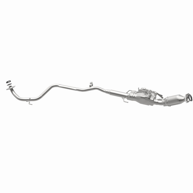 MagnaFlow Direct Fit Catalytic Converter 12-13 Toyota Prius C Base Underbody 1.5L