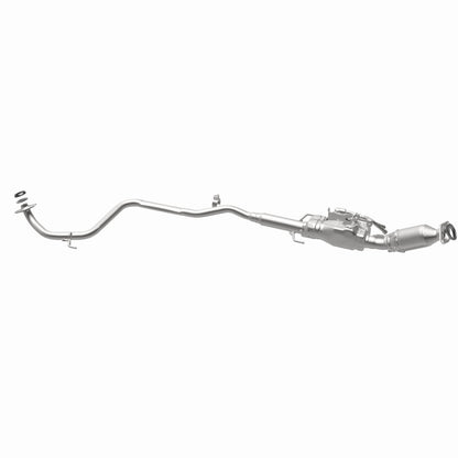 MagnaFlow Direct Fit Catalytic Converter 12-13 Toyota Prius C Base Underbody 1.5L