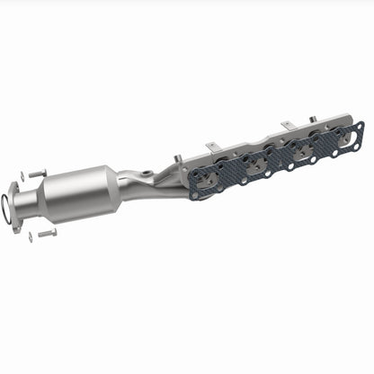 MagnaFlow 05-06 Nissan Titan 5.6L Direct Fit Converter
