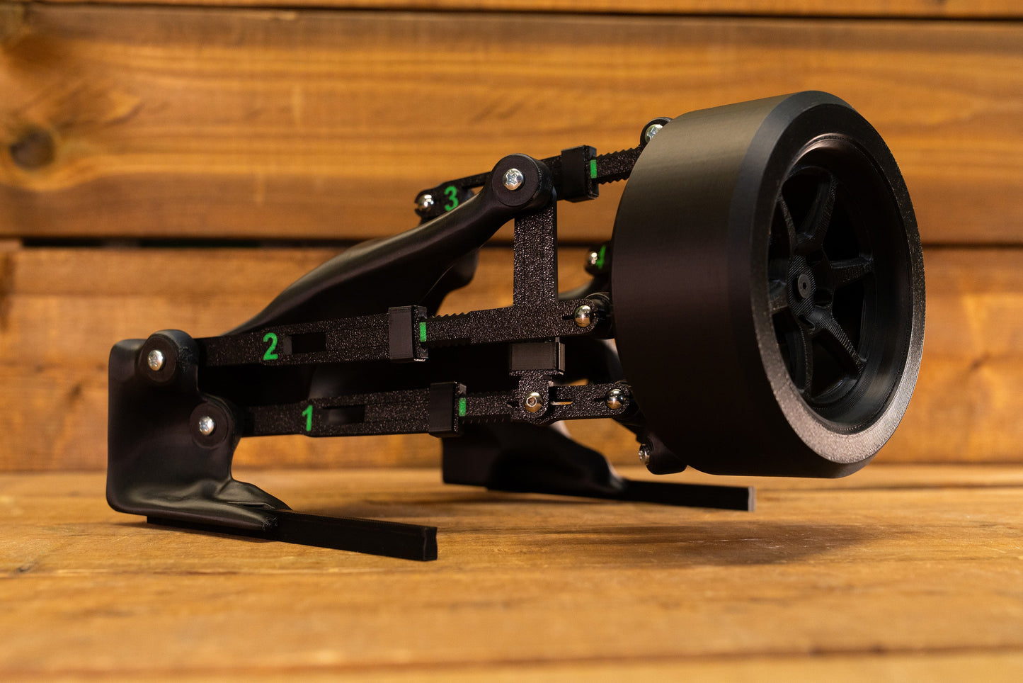 FDF Raceshop - BMW 5 Link Rear Suspension Display