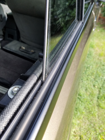 Break Beat - 4 Runner - Rear Sliding Window Run