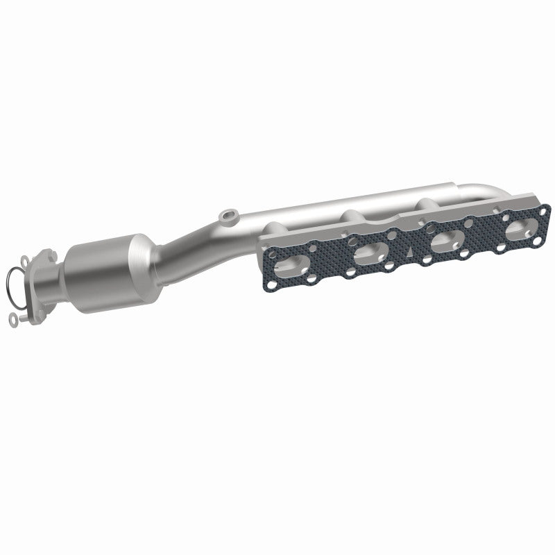 MagnaFlow 2004 Nissan Titan 5.6L Direct Fit Converter