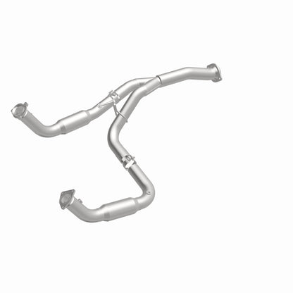 MagnaFlow 2011 Chevrolet Silverado 2500 HD 6.0L Direct Fit Converter
