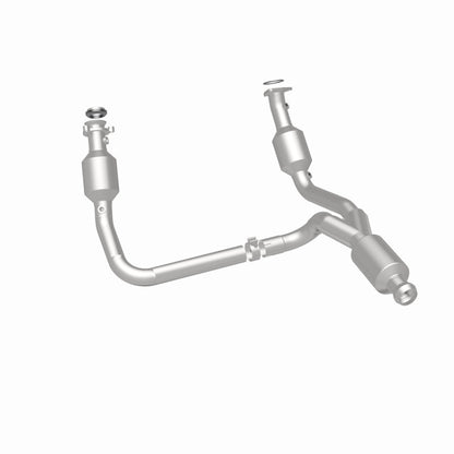 MagnaFlow 14-15 Chevrolet Silverado 1500 5.3L Direct-Fit Catalytic Converter