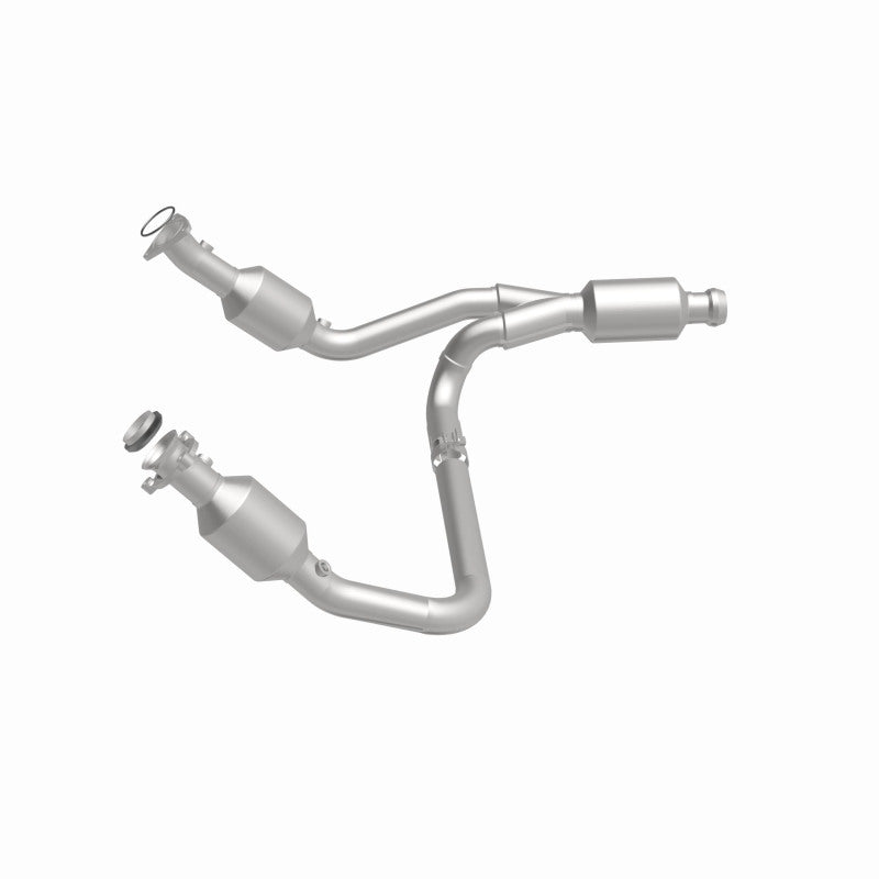 MagnaFlow 14-15 Chevrolet Silverado 1500 5.3L Direct-Fit Catalytic Converter