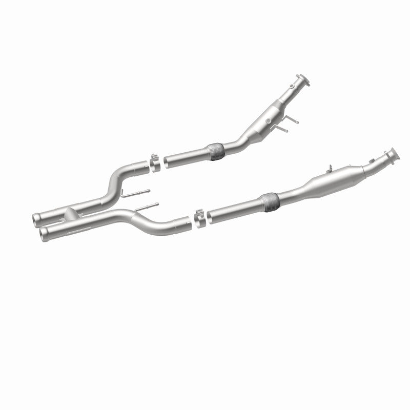 MagnaFlow 2014 Mercedes-Benz S550 4.6L Direct Fit Converter