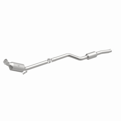 MagnaFlow 2011 C300 V6 3 OEM Underbody Direct Fit Converter