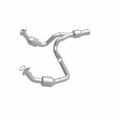 MagnaFlow 11-15 GMC Yukon 6.2L Direct Fit Converter