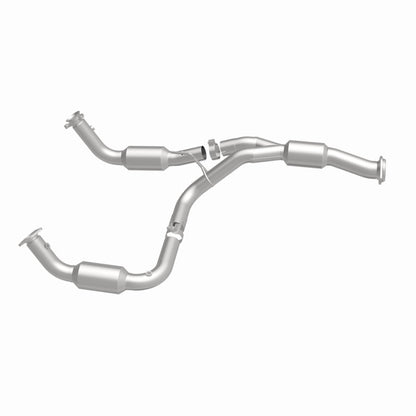MagnaFlow 12-17 Chevrolet Express 3500 6.0L Direct Fit Converter