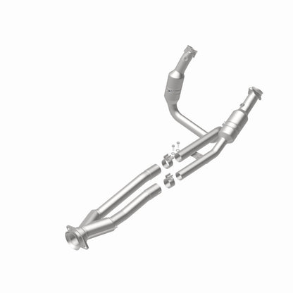 MagnaFlow 15-17 Ford Transit-150 3.7L Direct Fit Converter