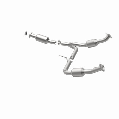 MagnaFlow 04-05 Ford Explorer 4.6L Direct Fit Converter