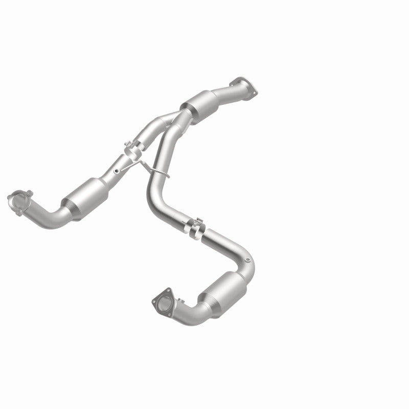 MagnaFlow 12-14 Chevrolet Silverado 2500 HD 6.0L Direct Fit Converter