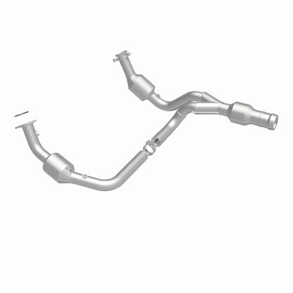 MagnaFlow 11-14 Escalade 6.2 Underbody Direct Fit Converter