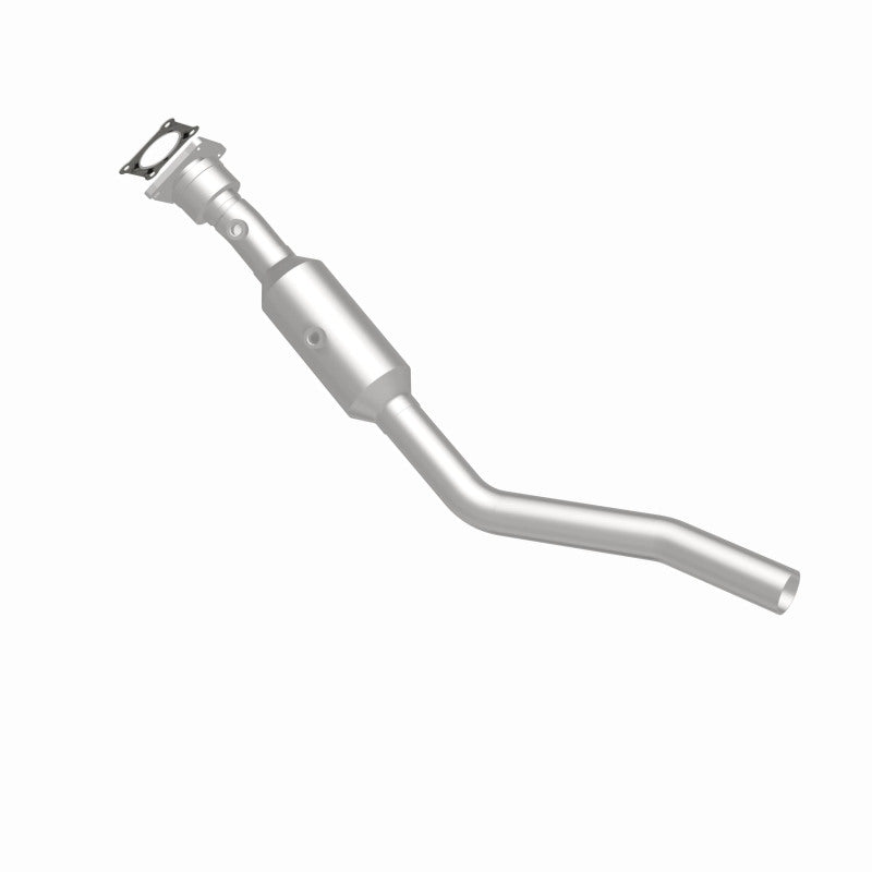 MagnaFlow 11-14 Jeep Patriot 2.4L Direct Fit Converter