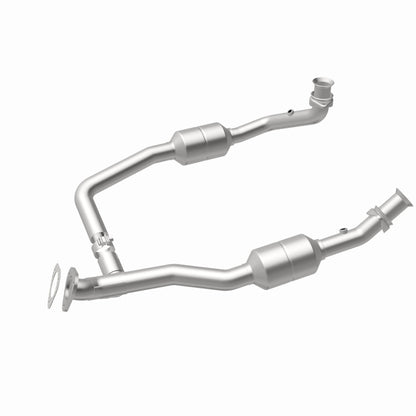 MagnaFlow 2003 Ford E-350 Super Duty 5.4L Direct Fit Converter
