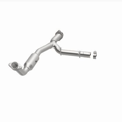 MagnaFlow 05-06 Ford Expedition 5.4L Direct Fit Converter