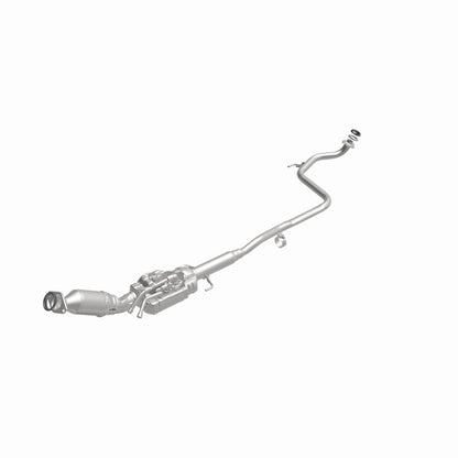 MagnaFlow Direct Fit Catalytic Converter 12-13 Toyota Prius C Base Underbody 1.5L