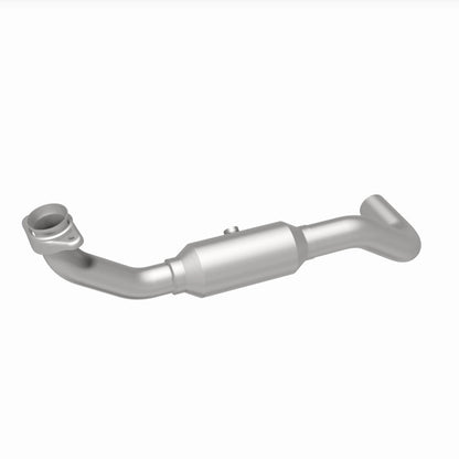 MagnaFlow 05-06 Ford Expedition 5.4L Direct Fit Converter