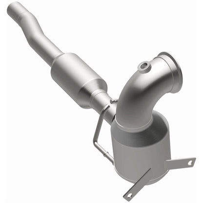 MagnaFlow 16-18 Volkswagen Jetta L4 OEM Underbody Single Direct Fit Converter