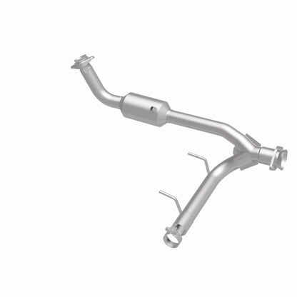 MagnaFlow 2005 Lincoln Navigator 5.4L Direct Fit Converter