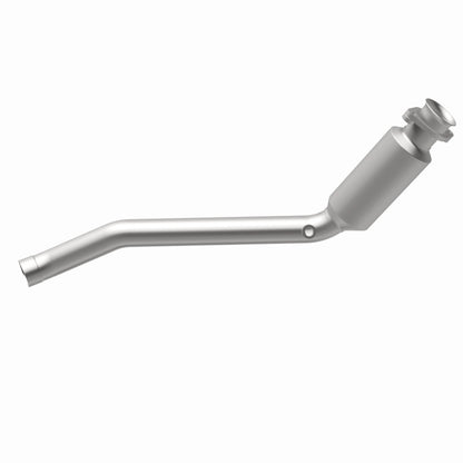 MagnaFlow Direct Fit Catalytic Converter 2010-2013 Landrover LR4 V8 5 OEM Underbody