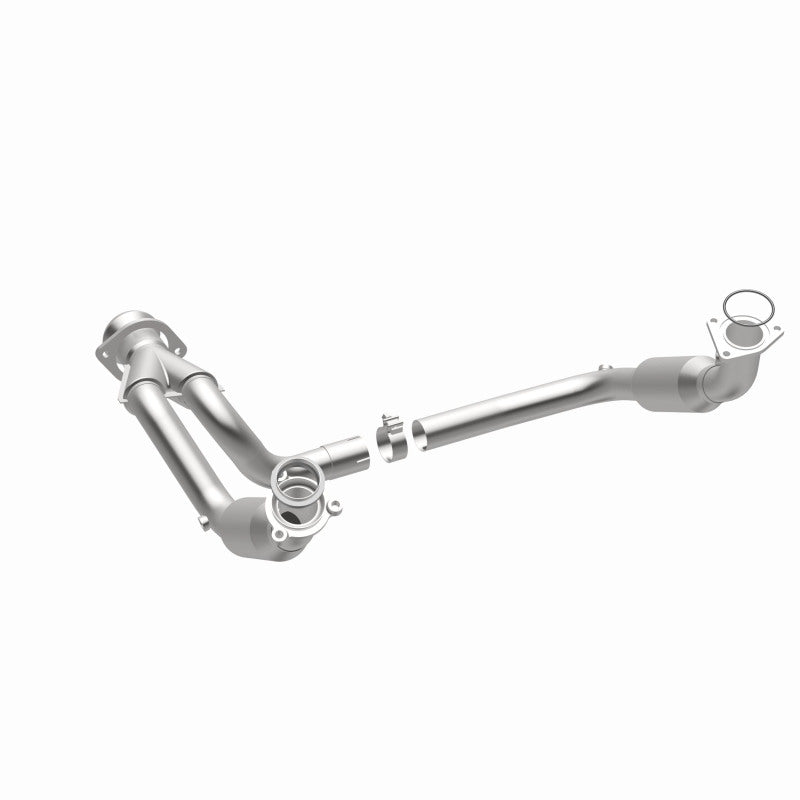 MagnaFlow 09-10 Cadillac Escalade 6.2L Direct Fit Converter