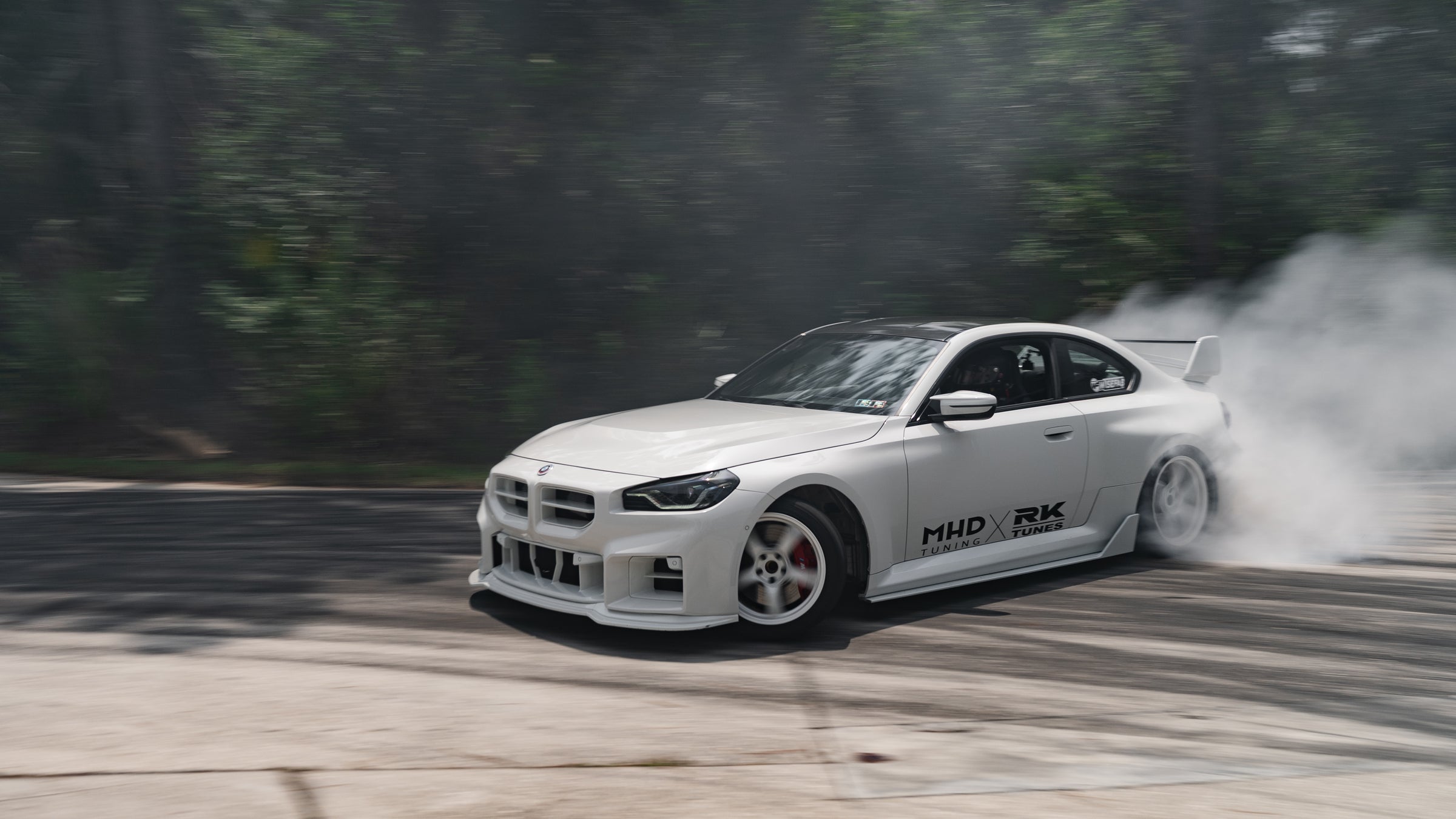 RK Tuners BMW M2 - Sliding
