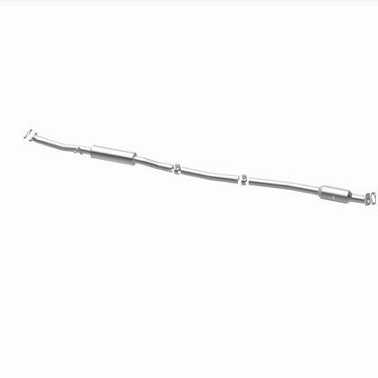 MagnaFlow 16-17 Hyundai Tucson L4 2.0 OEM Underbody Direct Fit Catalytic Converter