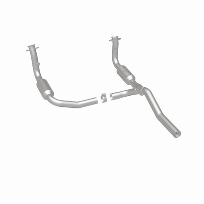 MagnaFlow 2008 Jeep Liberty 3.7L Direct Fit Converter