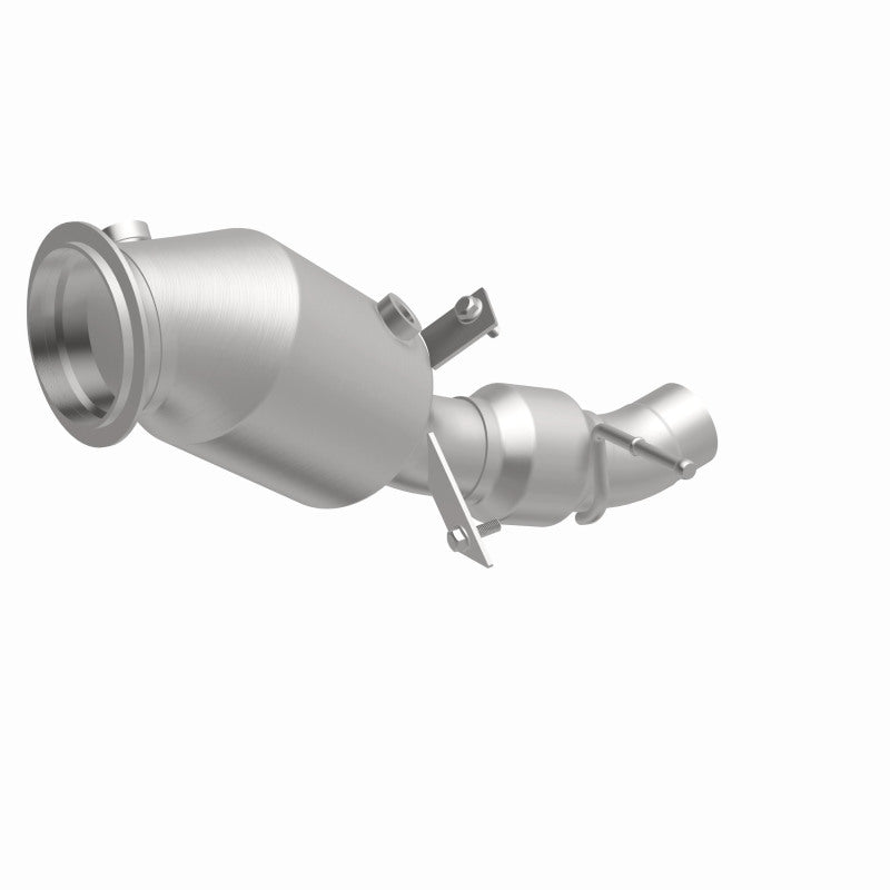 MagnaFlow Direct Fit Catalytic Converter 12-14 BMW 528i 2 L Closed Couple