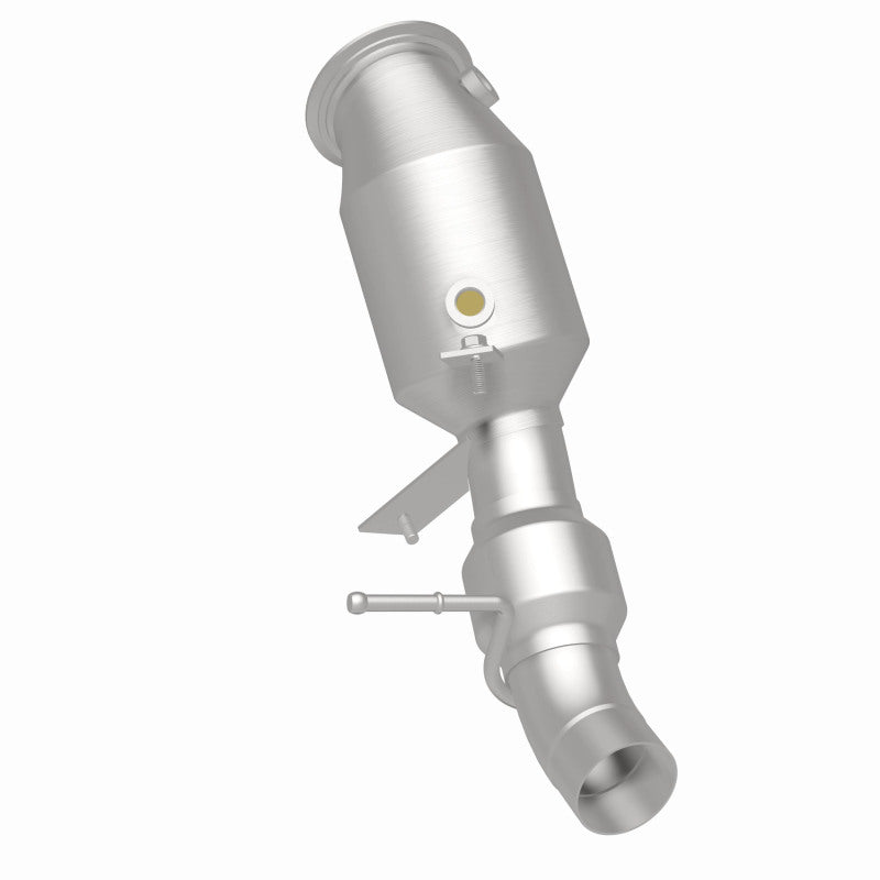 MagnaFlow Direct Fit Catalytic Converter 12-14 BMW 528i 2 L Closed Couple
