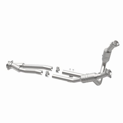 MagnaFlow 15-17 Ford Transit-150 3.7L Direct Fit Converter