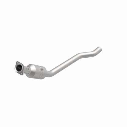 MagnaFlow 11-17 Jeep Grand Cherokee 5.7L Direct Fit Converter