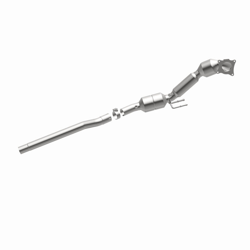 MagnaFlow 09-15 CC L4 2 OEM Underbody Direct Fit Converter