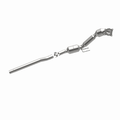 MagnaFlow 09-15 CC L4 2 OEM Underbody Direct Fit Converter