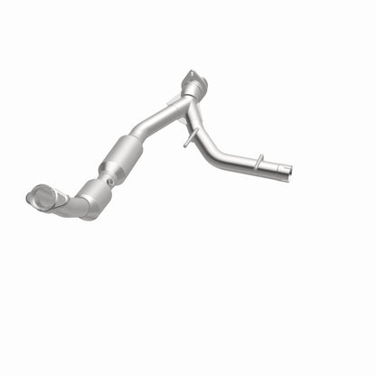 MagnaFlow 03-04 Ford Expedition 5.4L Direct Fit Converter