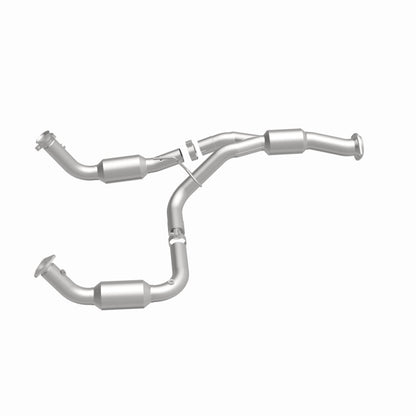 MagnaFlow 12-17 Chevrolet Express 3500 6.0L Direct Fit Converter