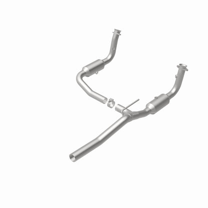 MagnaFlow 2008 Jeep Liberty 3.7L Direct Fit Converter