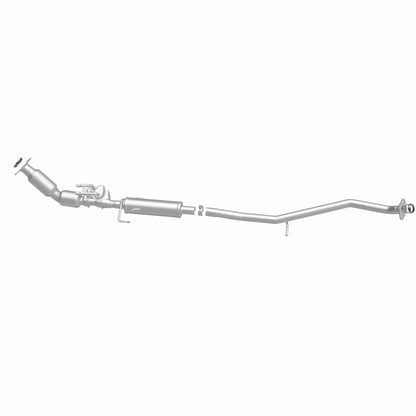 MagnaFlow Direct Fit Catalytic Converter 12-17 Toyota Prius V Base Underbody 1.8L