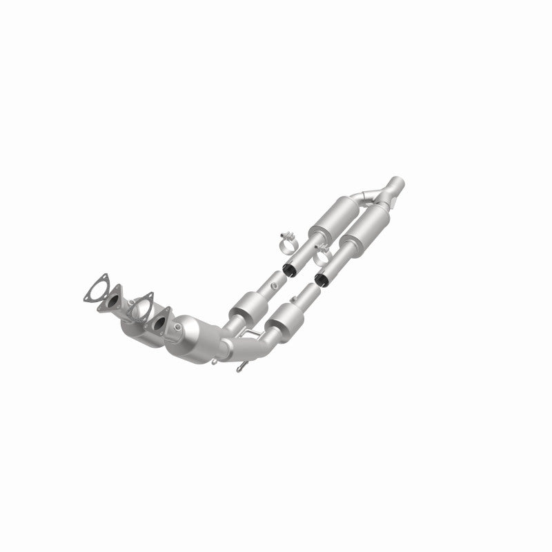 MagnaFlow 2006 Volkswagen Passat 3.6L Direct Fit Converter