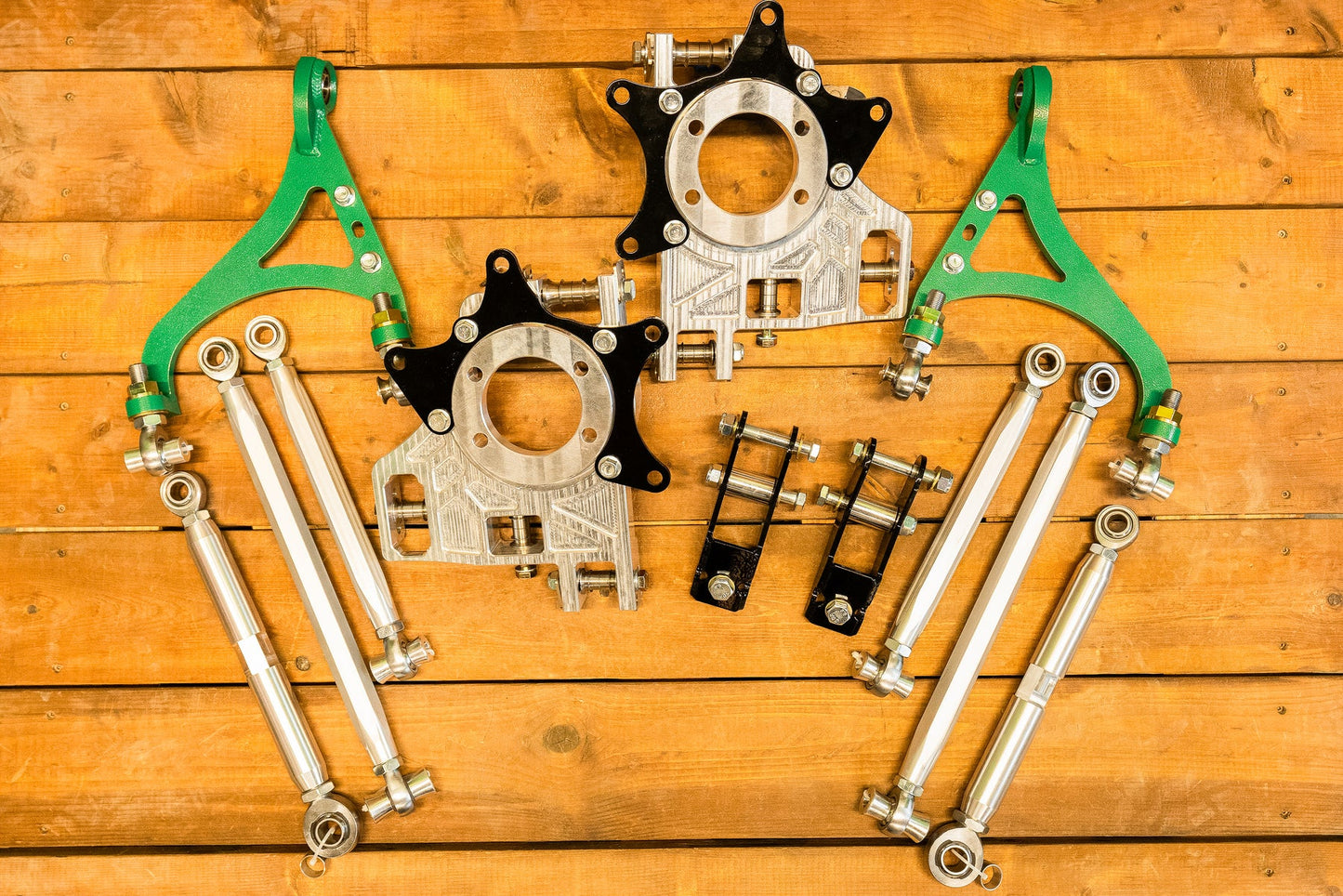 FDF Raceshop - Nissan 350Z/370Z, G35/G37 Rear Grip Kit