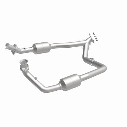 MagnaFlow 2003 Ford E-350 Super Duty 5.4L Direct Fit Converter