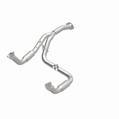 MagnaFlow 2011 Chevrolet Silverado 2500 HD 6.0L Direct Fit Converter